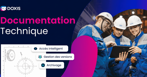Trois ingénieurs en uniformes bleus et casques examinent une tablette avec des documents techniques.