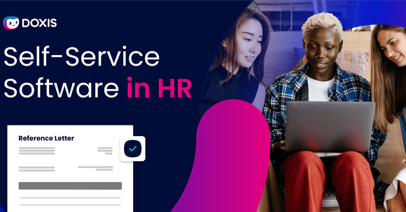 Trois personnes diverses collaborant sur un logiciel RH, avec une lettre de référence visible.